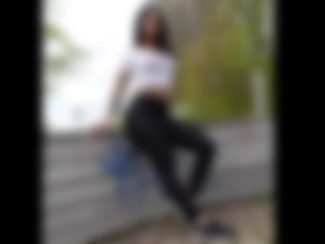 krispine image 0